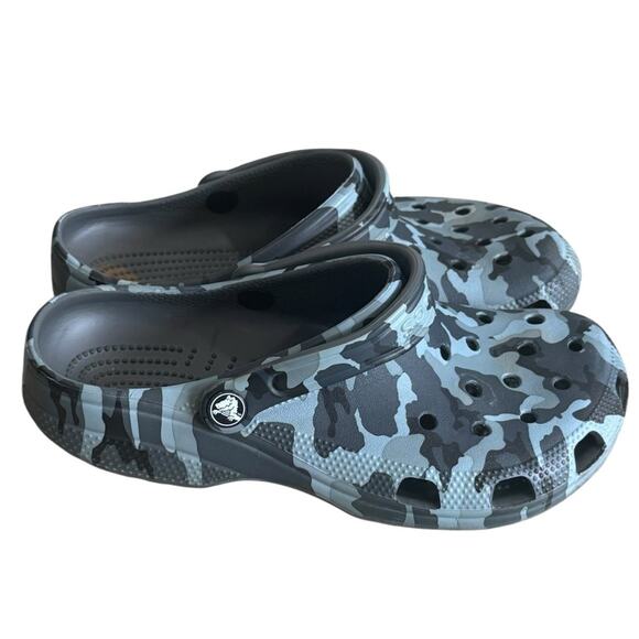 CROCS Classic Gray black Camo Clogs Size 7/9 - Picture 1 of 9